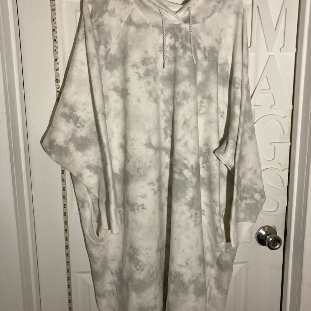 Old Navy Active Beige Fleece